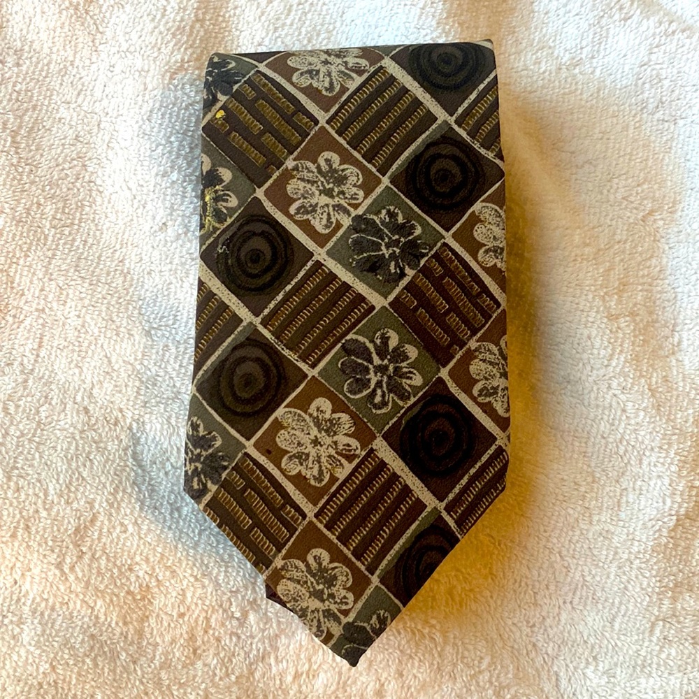 Tie